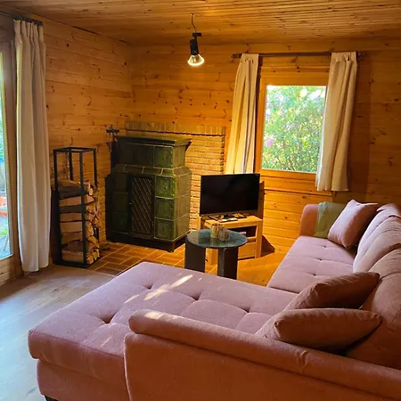 Holiday home Gemuetliche Huette Im Gruenen
